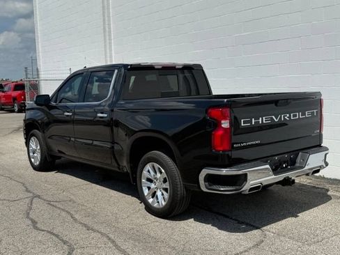 Used 2020 Chevrolet Silverado 1500 LTZ w/ LTZ Plus Package AWD/4WD image 37