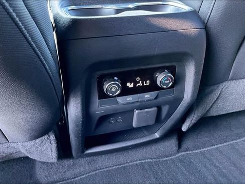 Used 2024 Chevrolet Traverse LT w/ Trailering Package FWD image 35