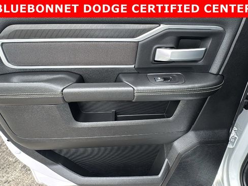 Used 2025 RAM 2500 Big Horn AWD/4WD image 15