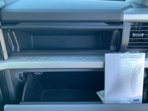 Used 2024 Ford F250 XLT image 30