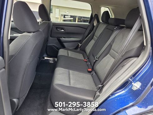 Used 2024 Nissan Rogue SV AWD/4WD image 10