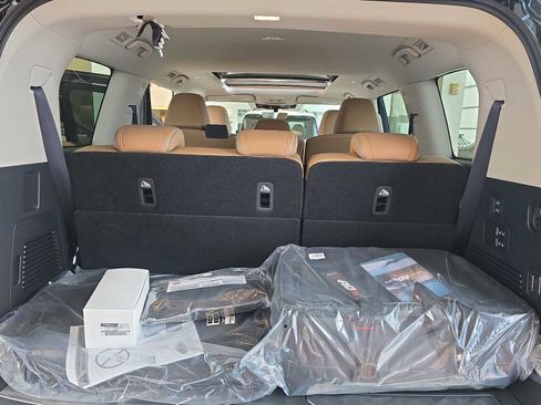 New 2026 INFINITI QX80 Luxe RWD image 24
