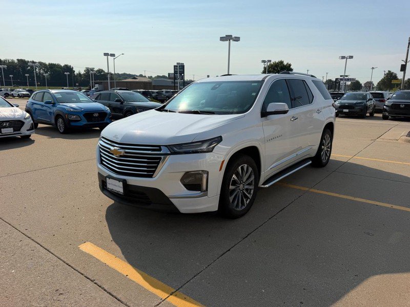 Used 2023 Chevrolet Traverse Premier w/ LPO, Floor Liner Package AWD/4WD image 7