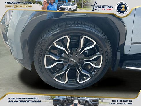 Used 2024 GMC Sierra EV Denali image 10