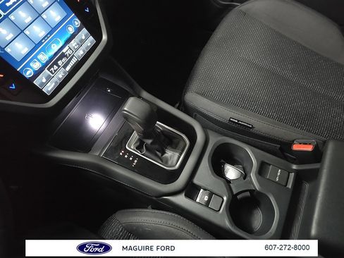 Used 2025 Subaru Forester Premium image 30