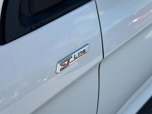 Certified 2022 Ford Edge ST-Line image 7