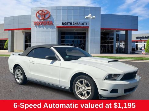 Used 2012 Ford Mustang Premium RWD image 1