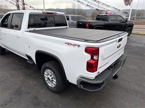 New 2026 Chevrolet Silverado 2500 LT image 7