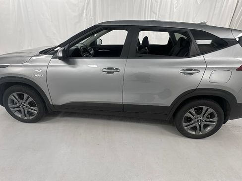 Used 2023 Kia Seltos LX image 6