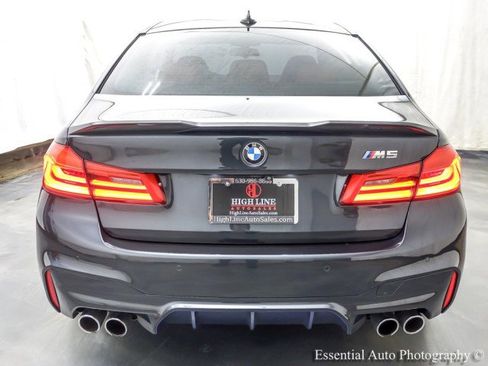 Used 2018 BMW M5 image 7