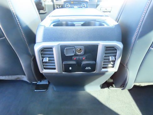 Used 2022 Ford F250 Platinum w/ FX4 Off-Road Package image 23