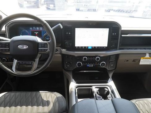 Used 2026 Ford F250 Platinum w/ Platinum Plus Package AWD/4WD image 14