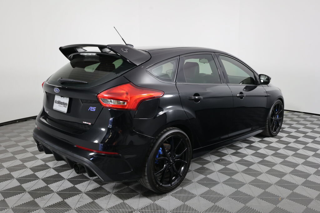 Used 2016 Ford Focus RS AWD/4WD image 2