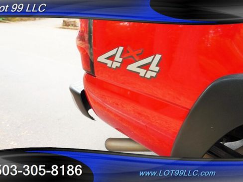 Used 2007 Chevrolet Silverado 2500 LT w/ Onstar Plus Package AWD/4WD image 34