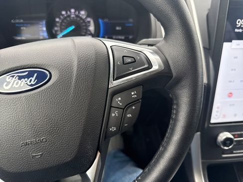 Used 2024 Ford Edge SEL w/ Convenience Package image 30