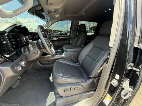 Used 2024 GMC Sierra 1500 SLT AWD/4WD image 27