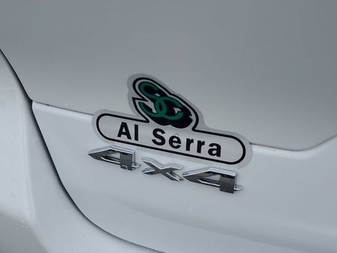 Used 2022 Jeep Grand Cherokee Limited w/ Trailer Tow Prep Group (B) AWD/4WD image 6