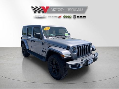 Used 2021 Jeep Wrangler Unlimited Sahara w/ Uconnect 4C Nav & Sound Group AWD/4WD image 5