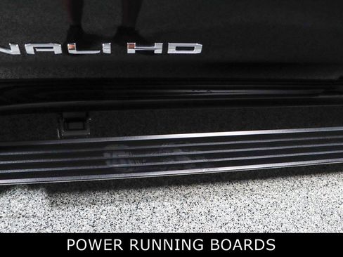 Used 2023 GMC Sierra 2500 Denali w/ Denali Ultimate Package image 12