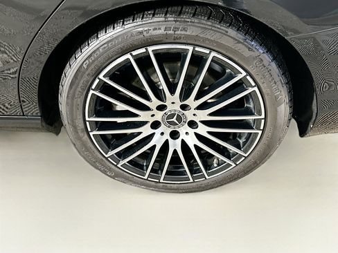 Used 2023 Mercedes-Benz C 300 4MATIC Sedan w/ Exclusive Trim Package image 11