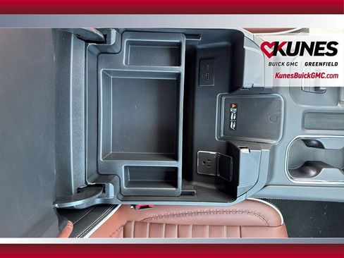 New 2025 GMC Sierra 3500 Denali Ultimate image 35
