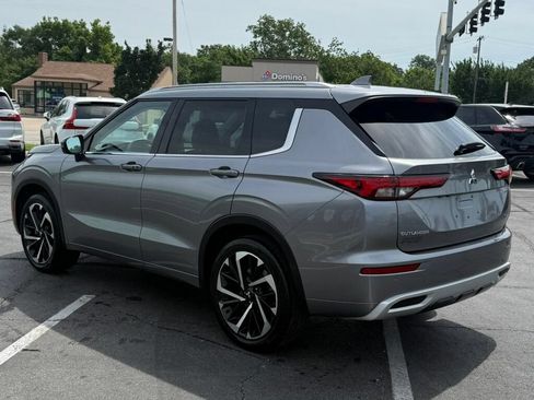 Used 2022 Mitsubishi Outlander SEL AWD/4WD image 12