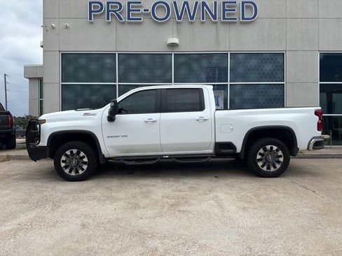 Used 2024 Chevrolet Silverado 2500 LT AWD/4WD image 1