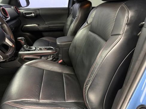 Used 2018 Toyota Tacoma TRD Pro AWD/4WD image 27