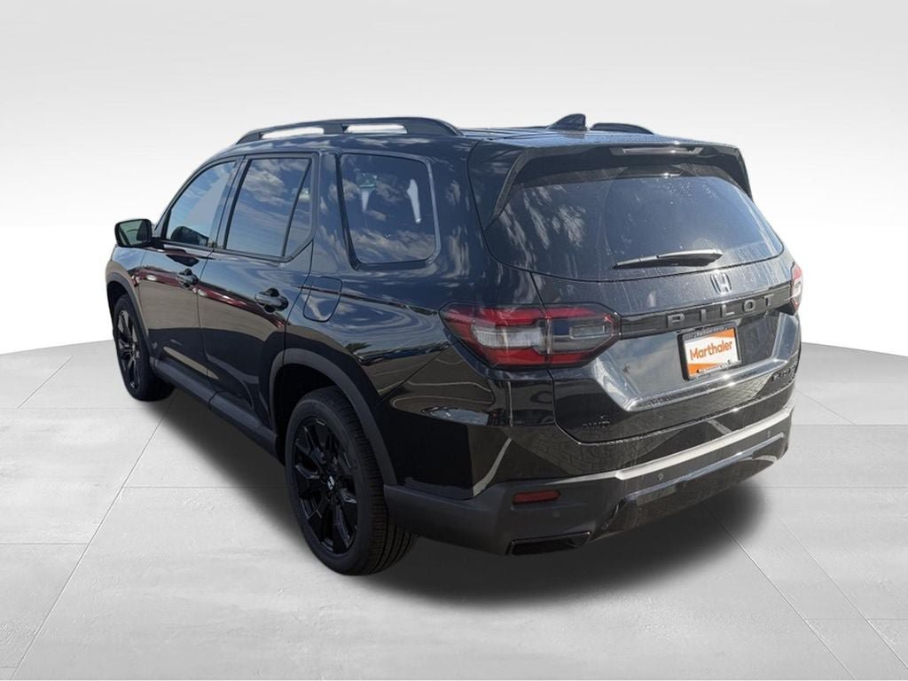 New 2026 Honda Pilot Black Edition image 3