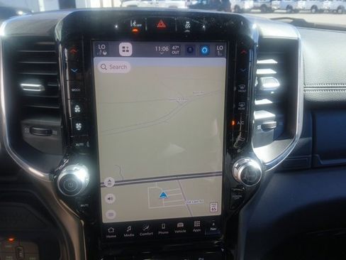 New 2026 RAM 4500 Laramie w/ Laramie Trim Package image 35