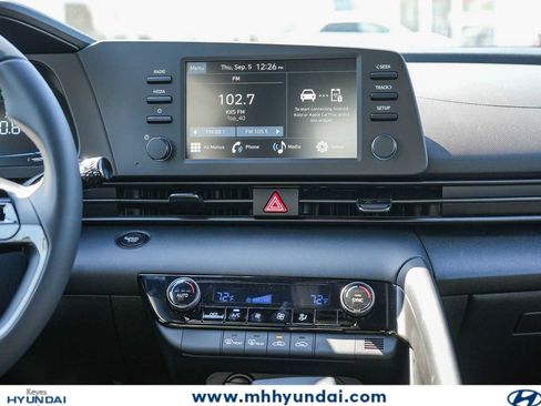 New 2025 Hyundai Elantra Sport FWD image 15