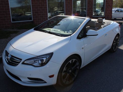 Used 2017 Buick Cascada Premium FWD image 2