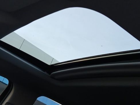 Used 2023 GMC Sierra 2500 Denali w/ Denali Ultimate Package image 11