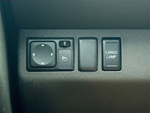 Used 2016 Nissan Frontier Desert Runner image 10