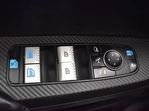 Used 2023 Mitsubishi Outlander SE FWD image 22