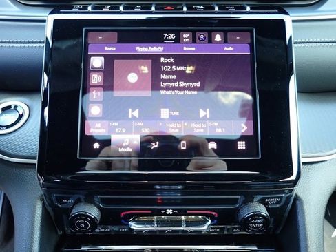 New 2025 Jeep Grand Cherokee Laredo X image 21