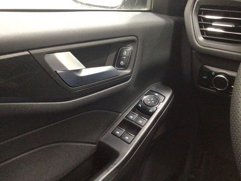 Used 2023 Ford Escape ST-Line w/ Tech Pack #1 image 17