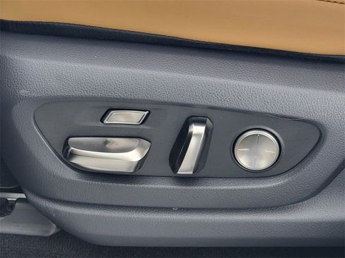 New 2025 Lexus LX 600 4WD w/ Luxury Package image 44