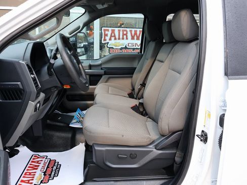 Used 2022 Ford F350 XLT w/ XLT Premium Package image 14