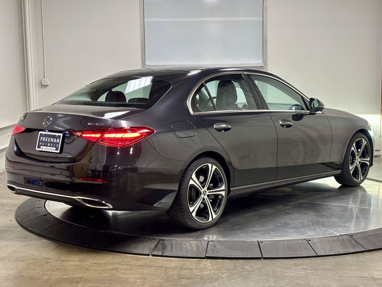 Used 2023 Mercedes-Benz C 300 4MATIC Sedan image 9