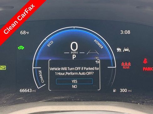 Used 2025 Toyota Camry SE FWD image 4