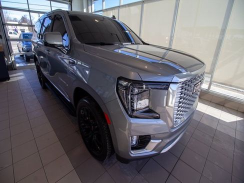 Used 2024 GMC Yukon Denali image 4