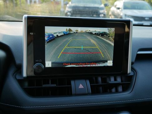 Certified 2025 Toyota RAV4 XLE AWD/4WD image 18