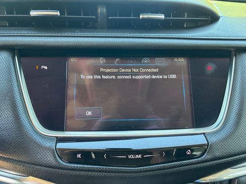 Used 2017 Cadillac XT5 Luxury AWD/4WD image 18