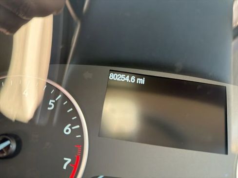 Used 2018 Ford EcoSport SE w/ SE Convenience Package image 11