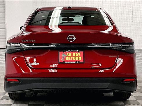 New 2026 Nissan Sentra SV w/ SV Convenience Package FWD image 5