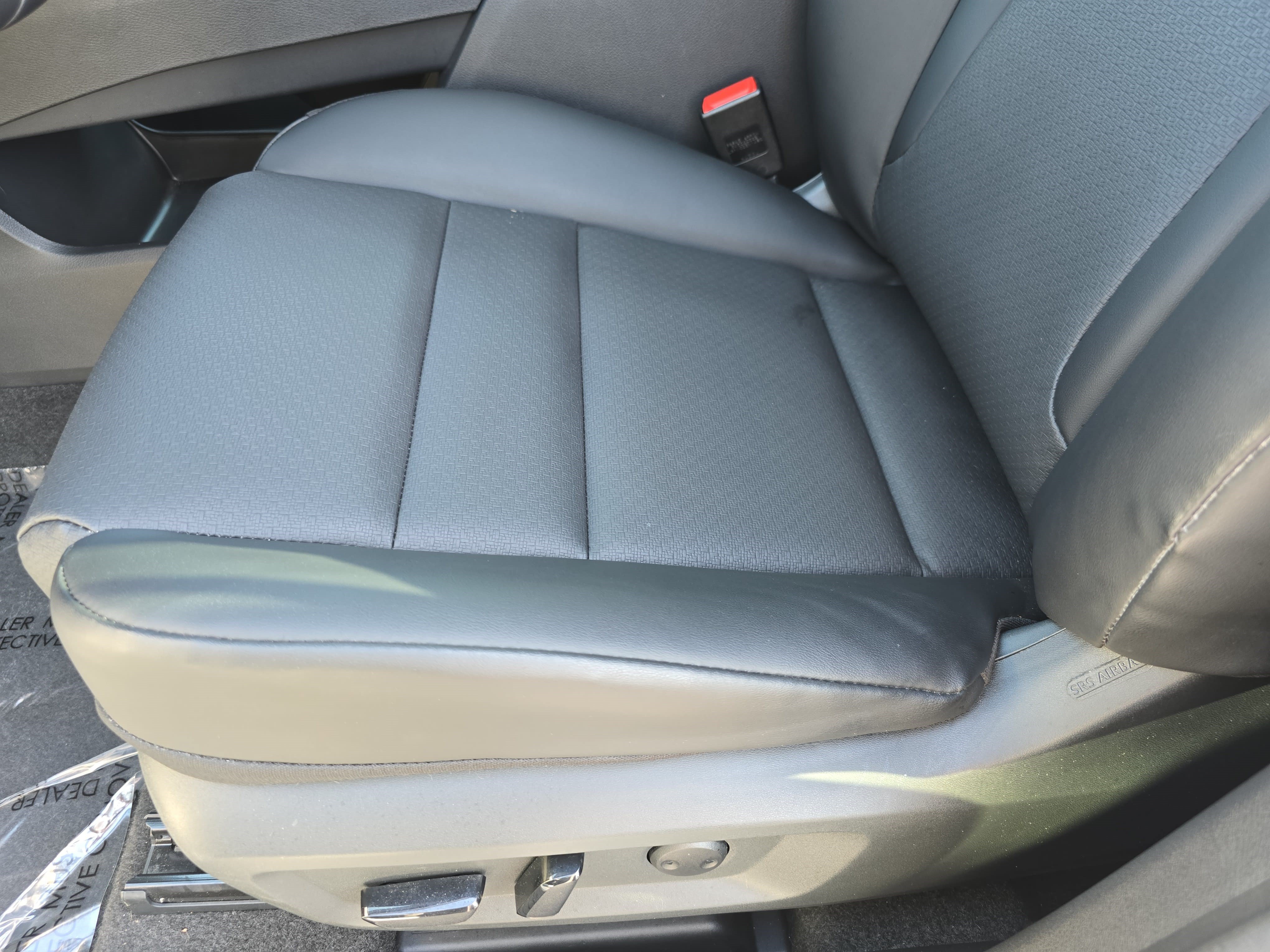 Used 2023 Nissan Rogue SV w/ SV Premium B Package FWD image 28