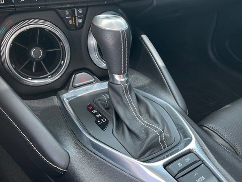 Used 2018 Chevrolet Camaro SS RWD image 22