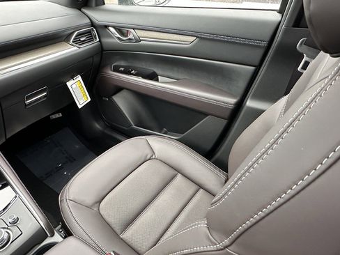 Certified 2025 MAZDA CX-5 Signature image 17
