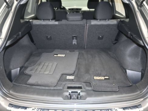 Used 2019 Nissan Rogue Sport SV AWD/4WD image 19